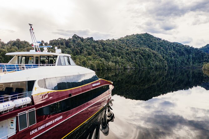 Afternoon Gordon River Dinner Cruise - Gordon River on the water: calm scenery, live narration, and Hell’s Gates