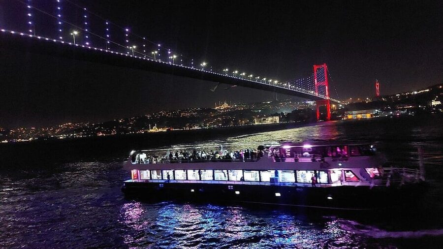 All Inclusive; Istanbul Bosphorus Dinner Cruise w/live shows - The Bosphorus cruise at night: the views you came for