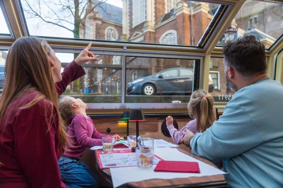 Amsterdam: Original Pizza Dinner Cruise + Unlimited Drinks - Who this cruise is best for (and who might not love it)