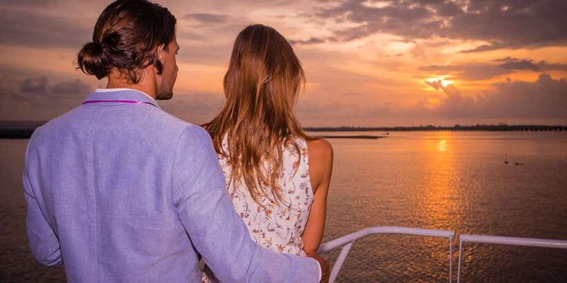 Bali/Benoa: Sunset Dinner Cruise with Show and Live Music - Pickup and Timing: The Easy Part You Still Need to Respect