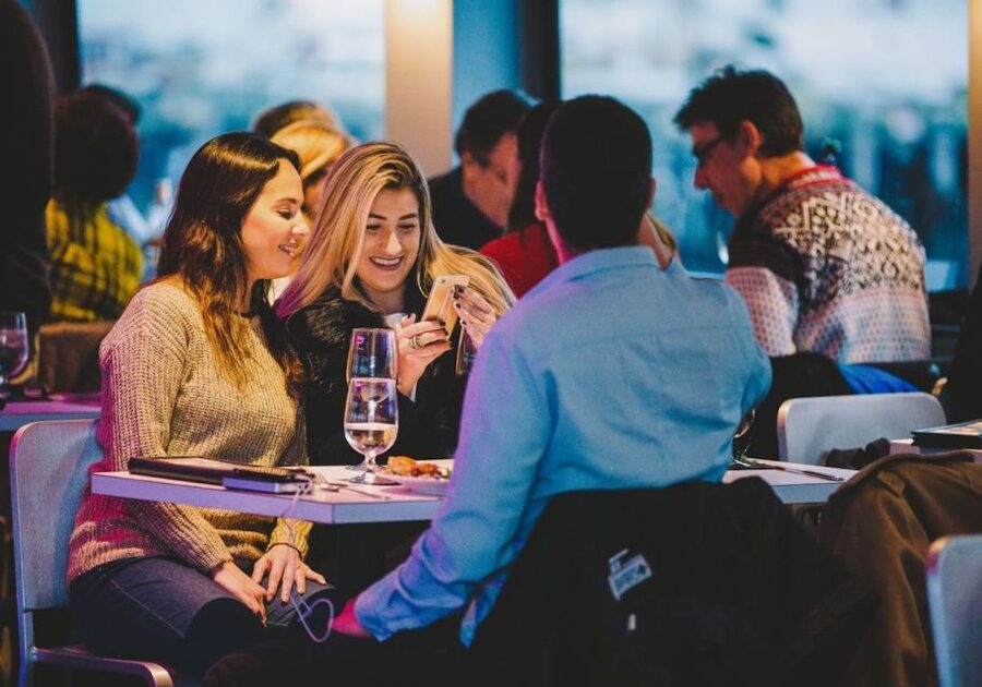 Baltimore: Christmas Eve Gourmet Brunch or Dinner Cruise - Brunch vs dinner: what you really get for the price