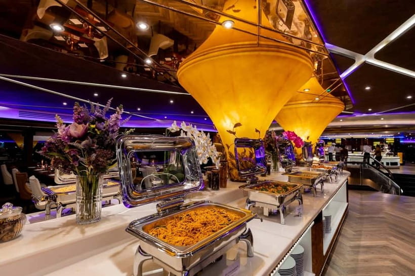 Bangkok: Celebrate New Year Opulence Dinner Cruise - Entertainment Plan: Live Music, DJ Booth, and the Bon Viva Show