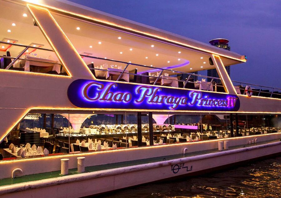 Bangkok: River Dinner Cruise on the Chao Phraya Princess - Live Music Onboard: Hits, Sax Moments, and Ending With Dancing