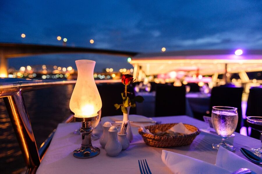 Bangkok: River Dinner Cruise on the Chao Phraya Princess - Duration and Pace: 90 Minutes to 2 Hours Isn’t Long, So Enjoy It