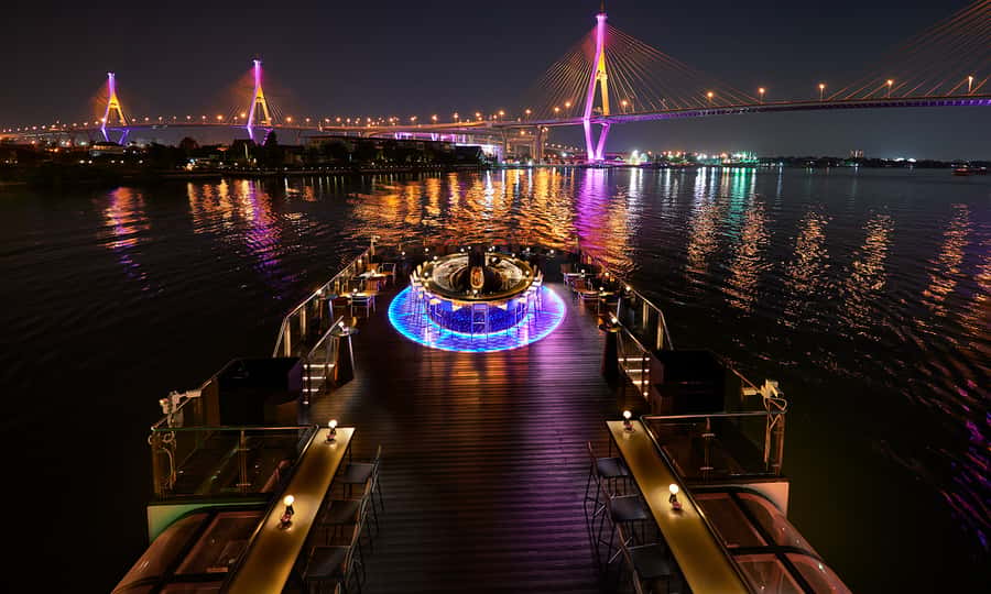 Bangkok: Saffron Chao Phraya River Dinner Cruise - Bangkok at Night, From the Chao Phraya: The Real Reason This Cruise Works