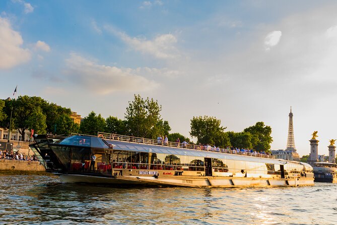 Bateaux Mouches Dinner Cruise on the Seine River in Paris - Price and Logistics: What You’re Really Buying
