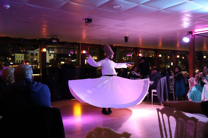 Bosphorus Dinner Cruise Tour - Food, Drink, and Private Tables: What the Dinner Actually Feels Like