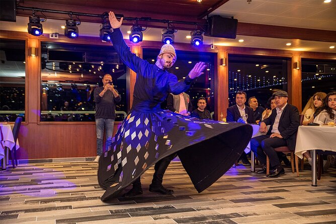 Bosphorus Dinner Cruise with Private Table - Dinner and drinks at your private table: what the setup means for your evening