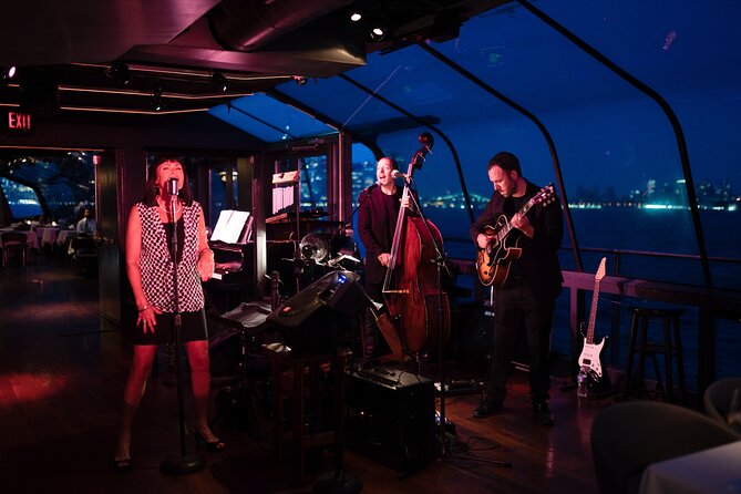 City Cruises New York: Bateaux Premier Dinner Cruise - Practical tips that make the cruise smoother (and more fun)