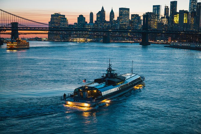 City Cruises New York: Bateaux Premier Dinner Cruise - The included dinner: what you really get and what costs extra