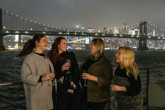 City Cruises New York: Signature Dinner Cruise - Buffet Dinner and Unlimited Drinks: Real Value at $119.43
