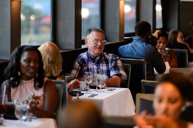 City Cruises Washington DC: Buffet Dinner Cruise - Your dinner plan: buffet service without the restaurant ceremony