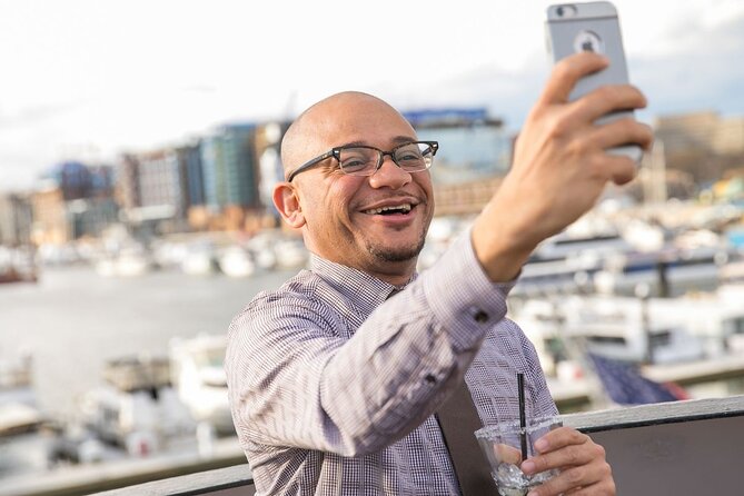 City Cruises Washington DC: Buffet Dinner Cruise - Food and drinks: what’s included, what you’ll pay extra for