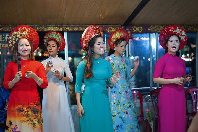Dinner Cruise & Music Folk Song on the Perfume River in Hue - The 7-course Hue menu: what’s on it and how it hits