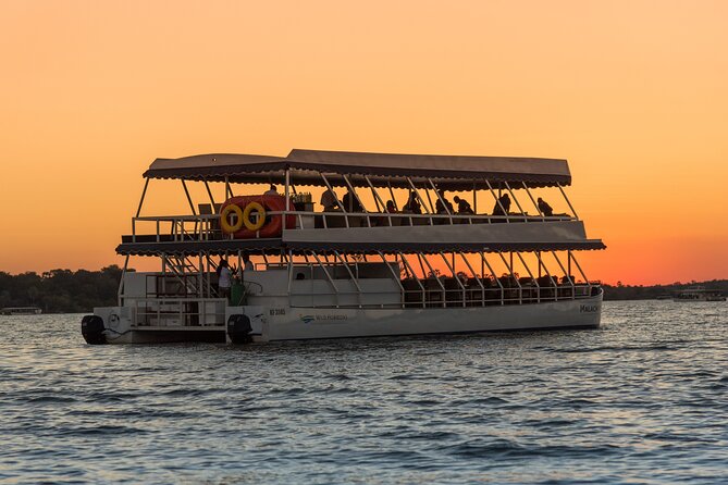 Dinner Cruise on the Zambezi River, Victoria Falls - Stop on the Zambezi: what the first stretch is really about