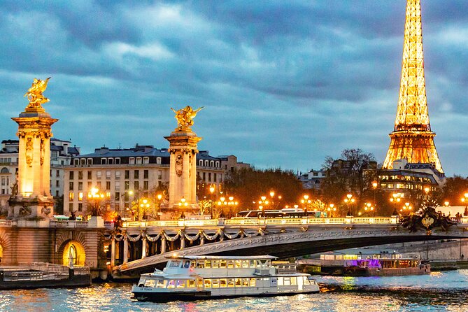Dinner Cruise Prestige Check-out from the Eiffel Tower - Views and route: Eiffel Tower energy plus Pont Alexandre III