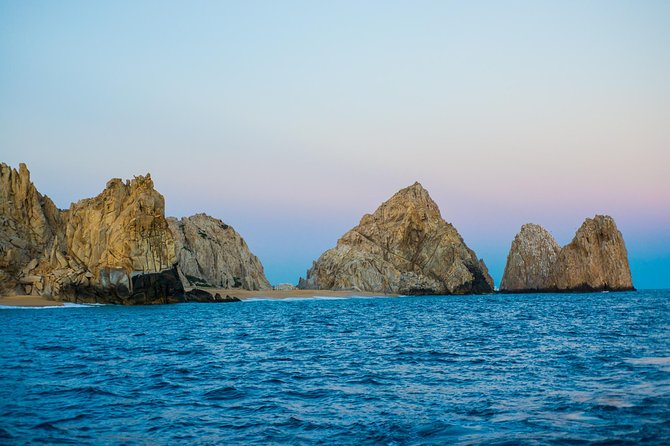 Dinner Cruise Tour in Cabo San Lucas with Tequila Tasting - El Arco and the land’s-end viewpoints: what you’re actually seeing