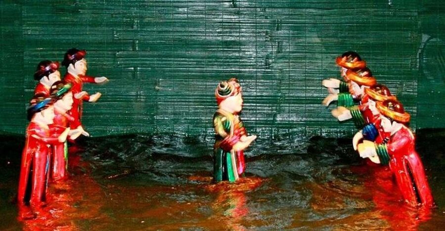 Ho Chi Minh City: Water Puppet Show and Dinner Cruise - The show is Vietnamese only: how to enjoy it without language