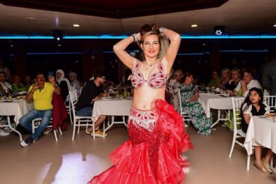 İstanbul Bosphorus Dinner Cruise with Traditional Turkish Show - VIP Table Seating: Why It’s More Than a Marketing Word