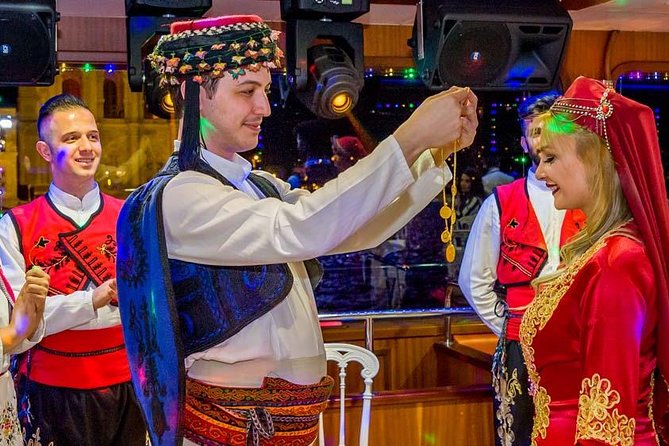 Istanbul Bosphorus Dinner Cruise with Turkish Show - Best Fit: Couples, First-Time Istanbul Fans, and People Who Like Being Social