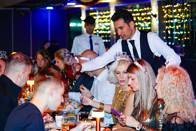 Istanbul by Night: All Inclusive Bosphorus Dinner Cruise & Drinks - Who should book this Bosphorus dinner cruise