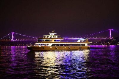 Istanbul Dinner Cruise - Getting Picked Up Near Taksim Square (and Why That Helps)