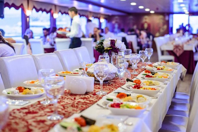 Istanbul Dinner Cruise Entertaintment with Private Tables - Audience energy and sightlines: why private tables and stage control matter
