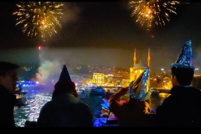 Istanbul New Year's Eve Dinner Cruise With Fireworks Shows 2026 - European Shore Highlights: Palaces, Mosques, and Big Views