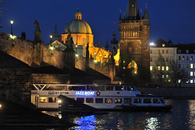 Jazz Boat: Popular LIVE JAZZ dinner cruise - The dinner: what’s served, and how to think about food value