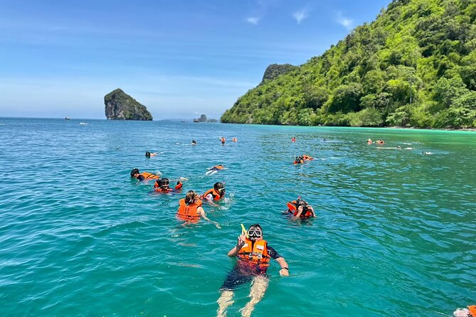 Krabi 7 Islands Snorkeling, Sunset Dinner & Plankton Night - Sunset dinner: what to expect from the beach BBQ setup