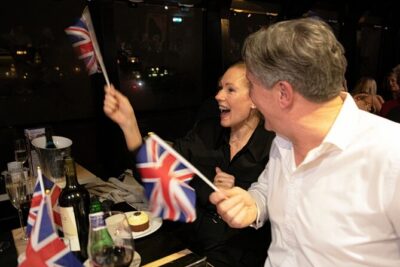 London Dinner Cruise on the Thames River - Getting On Board: Westminster Pier Check-In Without the Stress