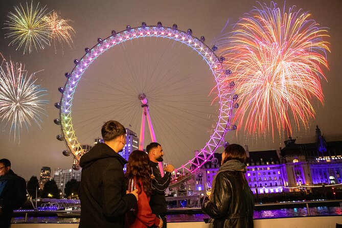 London New Year's Eve Dinner Cruise - The Route Plan: From Coca-Cola Photos to St Paul’s Dome