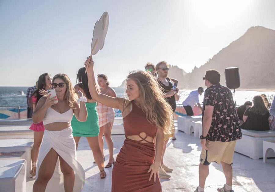 Los Cabos: Sunset Fajitas Dinner Cruise on Cabo Escape - Quick Logistics You’ll Want to Plan Around