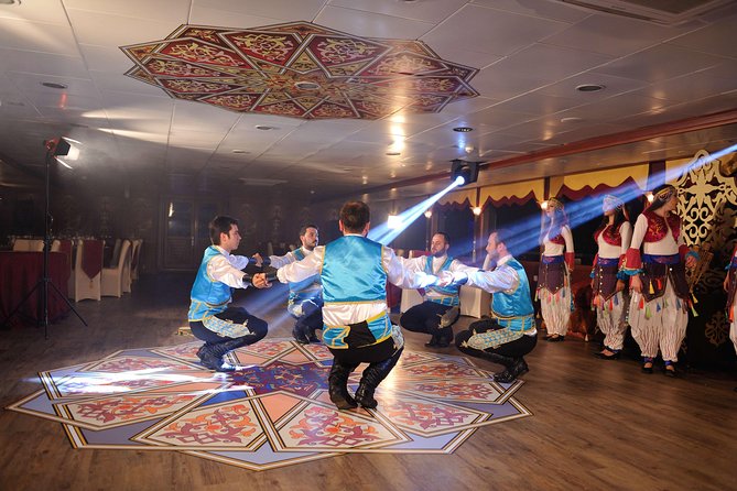 Luxury Bosphorus Dinner Cruise & Shows Private Table & Free Wi-Fi - Drinks and Wi‑Fi: The Little Comforts That Make the Evening Easier