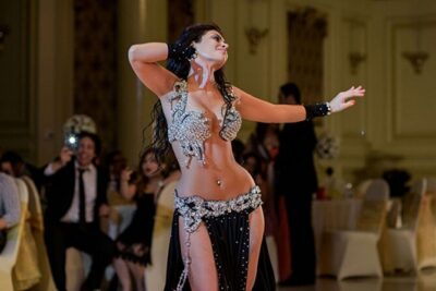 Luxury Bosphorus Dinner Cruise with Turkish Night Show - Cruising the Bosphorus Strait: Asia, Europe, and Two Famous Bridges