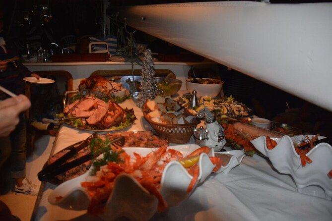 Luxury Sydney Harbor New Years Eve Fireworks Dinner Cruise 2026-7 - Bollinger, wines, and beer: included drinks and what to expect