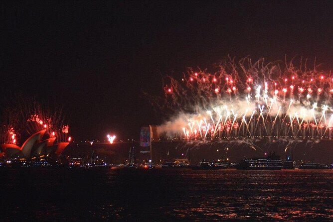 Luxury Sydney Harbor New Years Eve Fireworks Dinner Cruise 2026-7 - Dinner on your schedule: what happens between 9pm and midnight