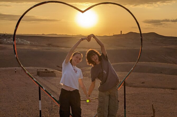 Marrakesh: Sunset Dinner in Agafay Desert with Show & Transfers - The Show After Dinner: Music, Firelight, and Camera Moments