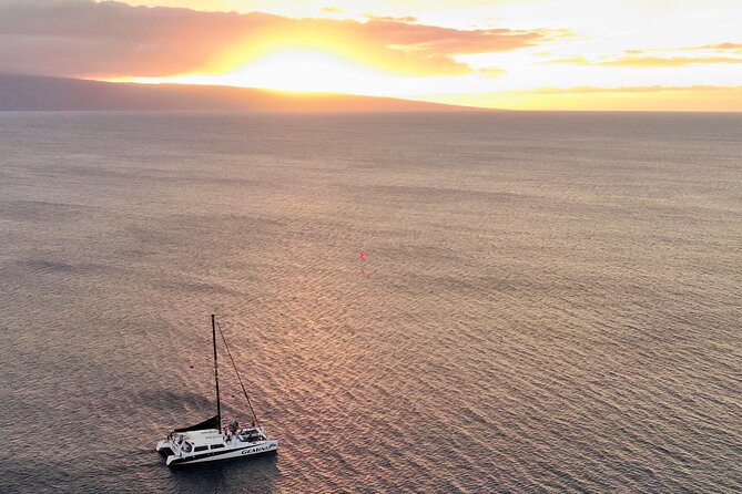 Maui: Coast of Ka'anapali Beach Sunset Dinner Sail - The crew and the music: service you feel fast