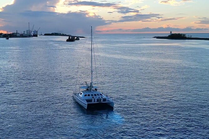 Nassau Sunset Dinner Cruise - Drinks and the Rum Punch Bar: Unlimited, Plus Age Rules to Know