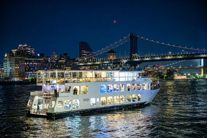 New York City Dinner Cruise on Luxury Yacht with Live Music - What You Get for $175 on This Luxury Yacht Cruise