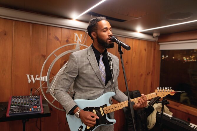 New York City Dinner Cruise with Live Music - Brooklyn Bridge Park + skyline time: views that pair well with dinner
