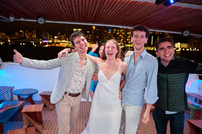 New York City Dinner Cruise with Live Music - Ellis Island pass: an emotional backdrop from the harbor