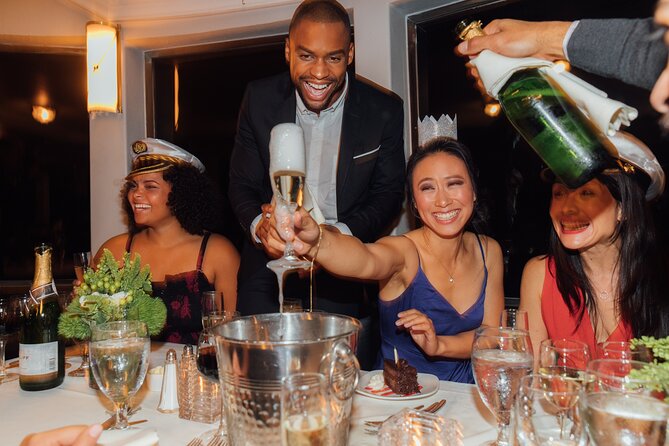 New York Pier 15 New Year's Eve Buffet Dinner Cruise - A NYE Party on the Hudson: What the 4-Hour Cruise Actually Feels Like