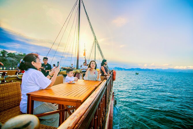 Nha Trang Sunset Cocktails and Dinner Cruise - Duration, group size, and pacing you can plan around