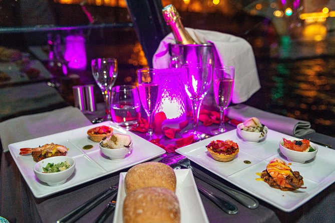 Paris 3-Courses Gourmet Dinner Seine River Cruise with Champagne - Food and Service: What’s Consistently Praised, and What to Watch