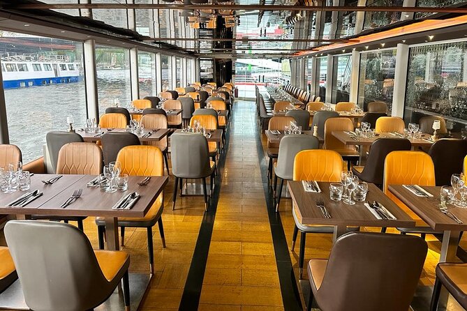 Paris Seine River dinner cruise from Alexandre III bridge - Price and value: what $71.08 really buys