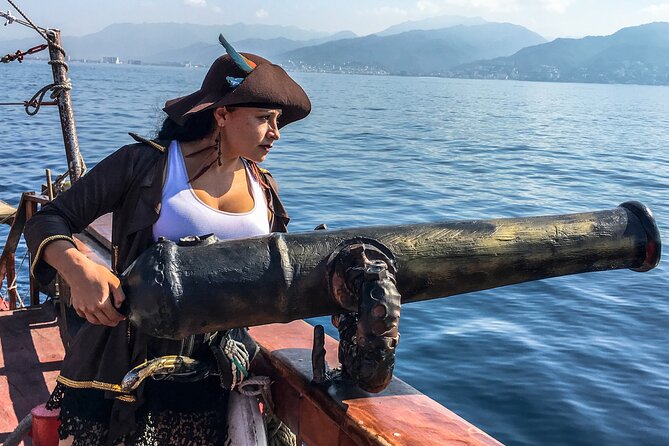 Pirate Ship Premium Dinner Cruise with Show - Fireworks over the bay: the finale you remember
