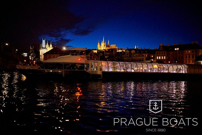 Prague Boats 3-hours Crystal Dinner Cruise - Quick hits
