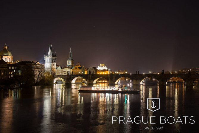 Prague Boats 3-hours Crystal Dinner Cruise - Buffet Dinner in Practice: Plenty of Choice, Watch the Timing